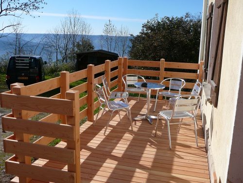 Terrasse du gîte Jonquilles