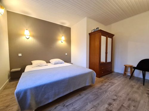 Gite Brimbelles, chambre 1